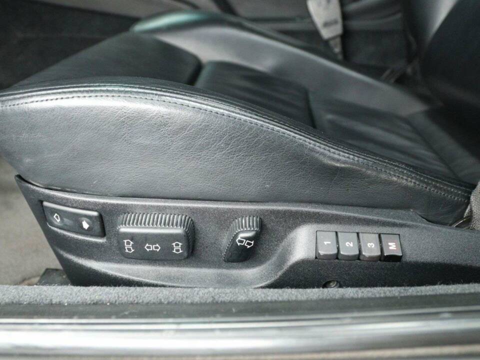 Bild 13/30 von BMW 850CSi (1993)