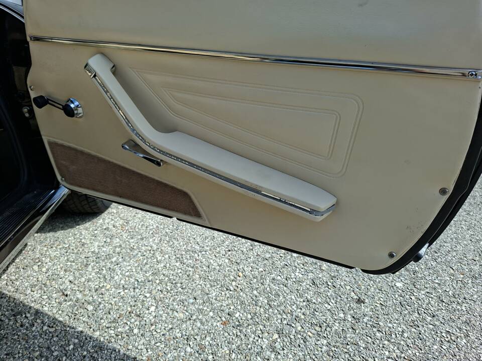 Imagen 14/19 de FIAT 124 Pininfarina Spidereuropa (1982)