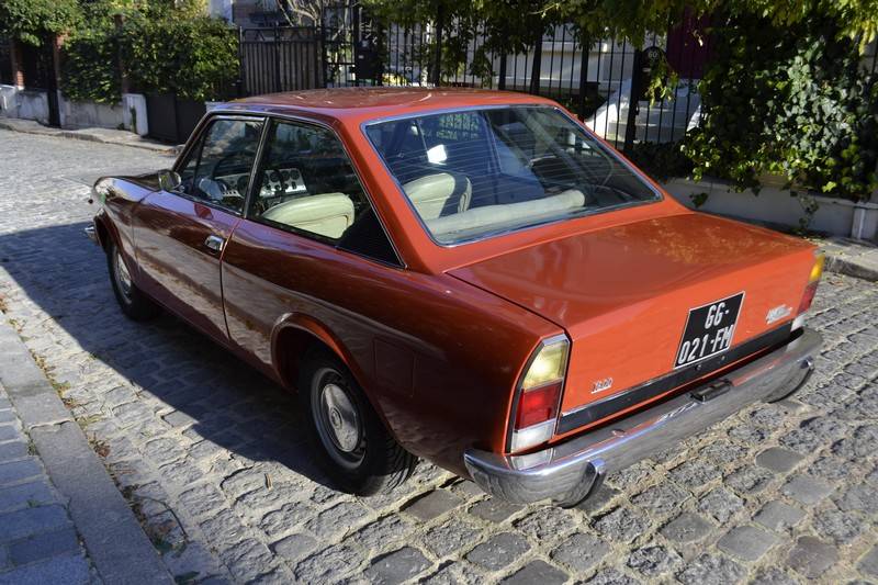 Image 18/56 of FIAT 124 Sport Coupe (1973)