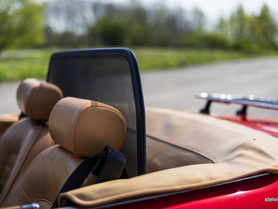 Afbeelding 24/42 van Alfa Romeo 2000 Spider Veloce (1980)