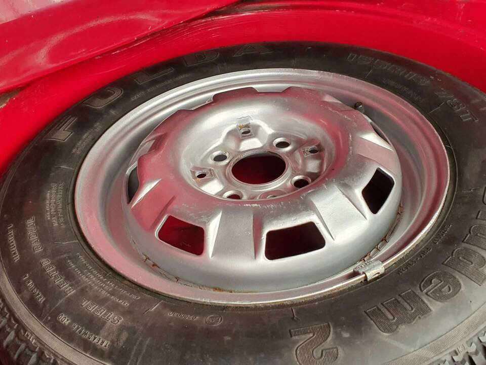 Afbeelding 30/50 van Volkswagen Golf Mk I Convertible 1.1 (1981)