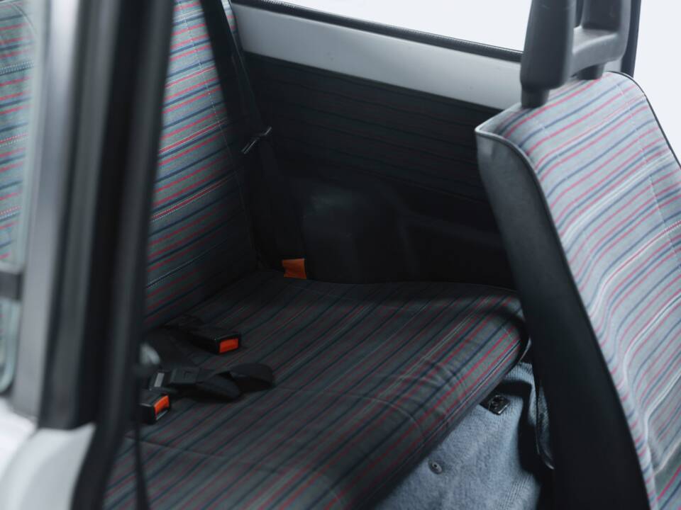 Bild 23/50 von FIAT Panda 4x4 1,0 (1990)