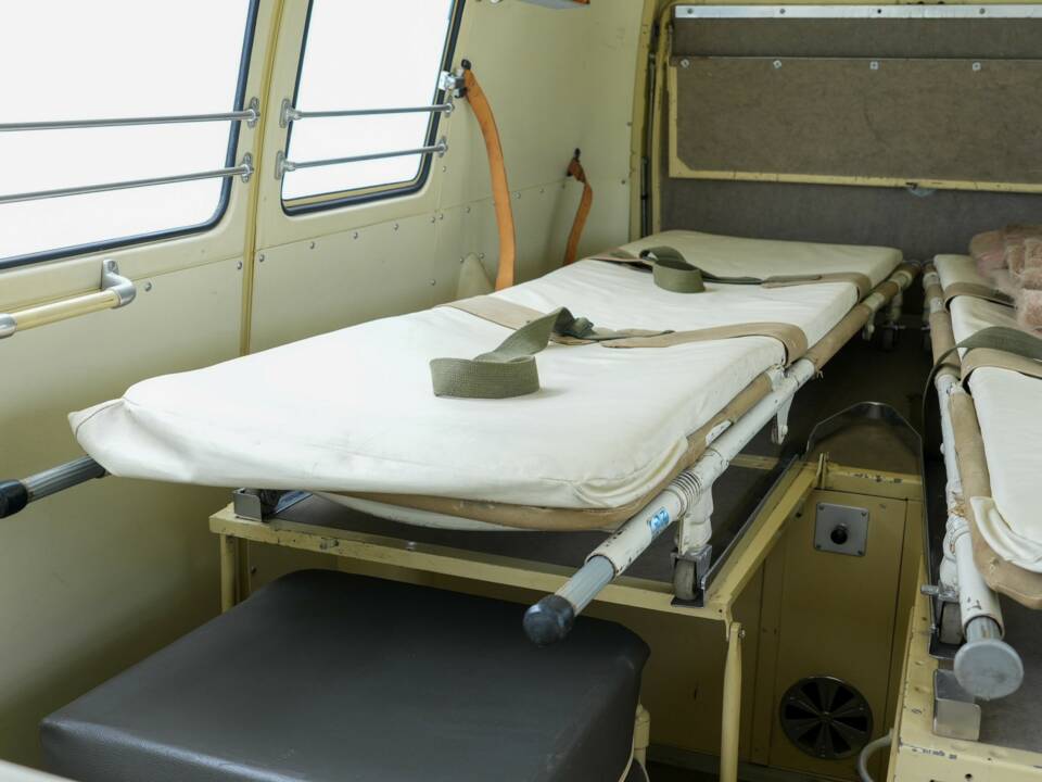 Bild 34/37 von Volkswagen T1 Kastenwagen (1966)