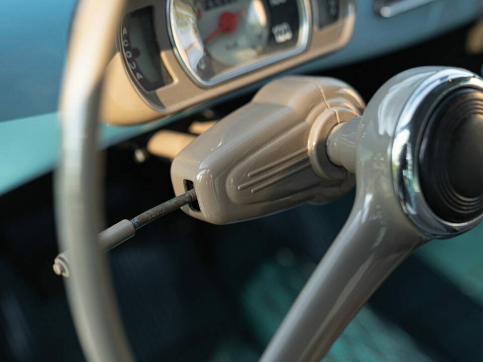 Image 33/49 of FIAT 600 (1957)