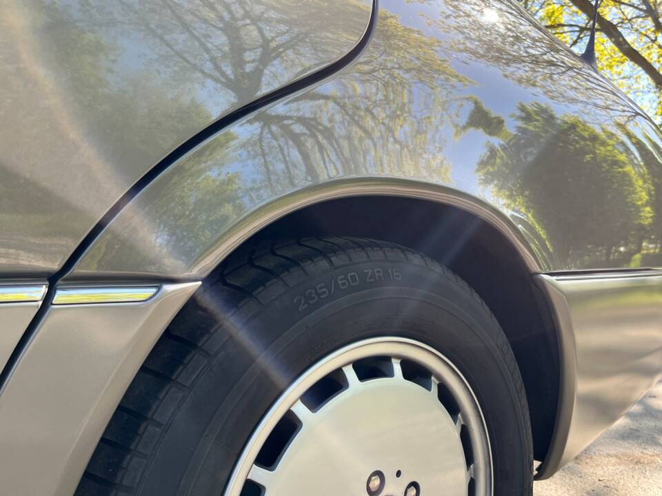 Image 32/44 of Mercedes-Benz 400 SEL (1992)