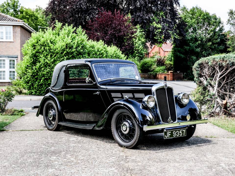 Image 1/33 of Morris 12&#x2F;4 (1935)
