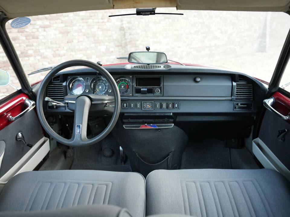 Obraz 9/50 pojazdu Citroën DS 21 (1971)