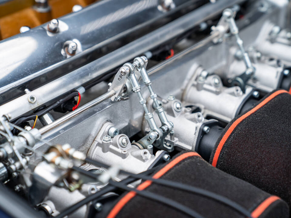 Image 35/39 of Jaguar E-Type &quot;Lightweight&quot; (1962)