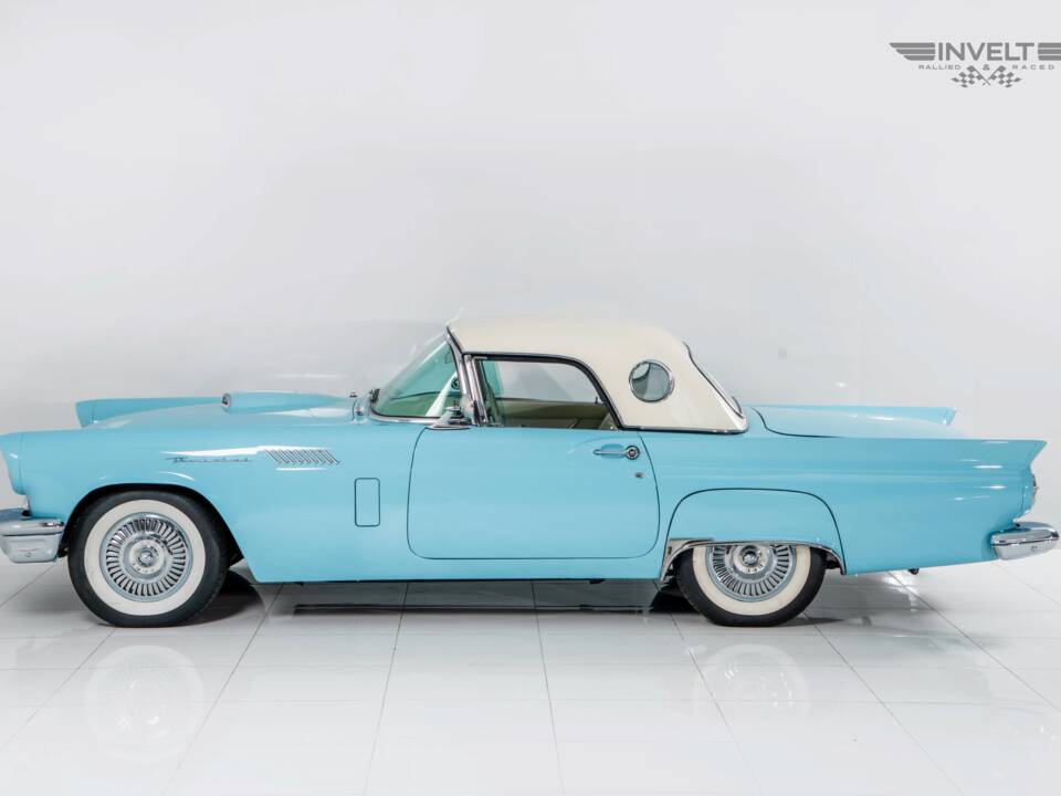 Immagine 13/20 di Ford Thunderbird (1957)