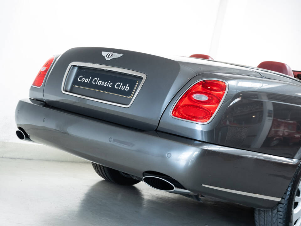 Immagine 39/45 di Bentley Azure (2007)