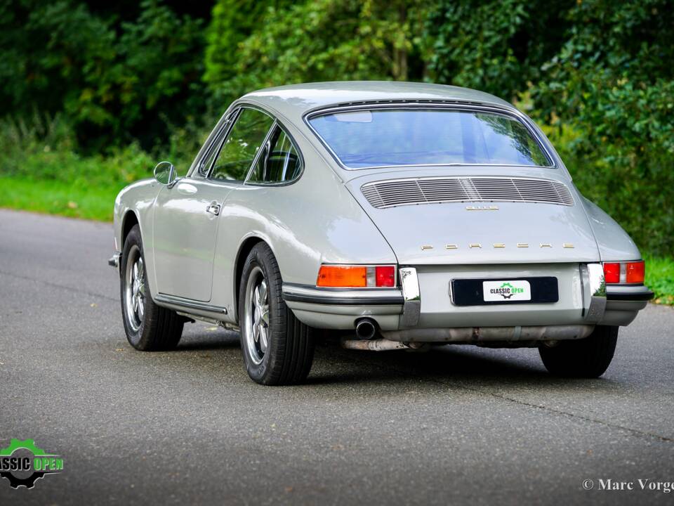 Image 50/57 of Porsche 911 2.0 (1968)