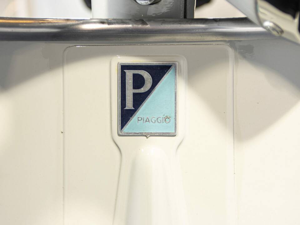 Immagine 43/50 di Piaggio Vespa 125 (1959)
