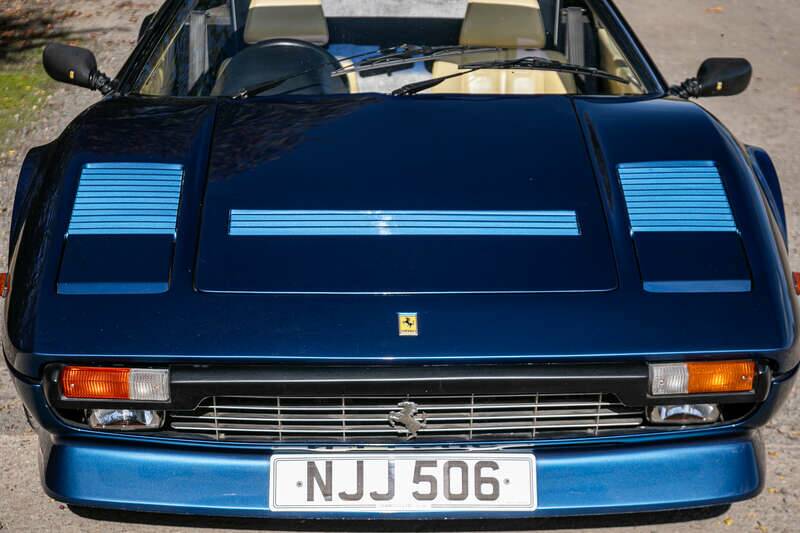 Image 39/41 de Ferrari 308 GTSi Quattrovalvole (1985)