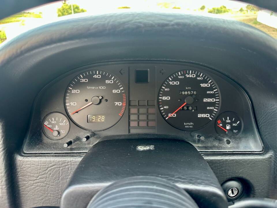 Bild 20/21 von Audi Coupé S2 (1990)