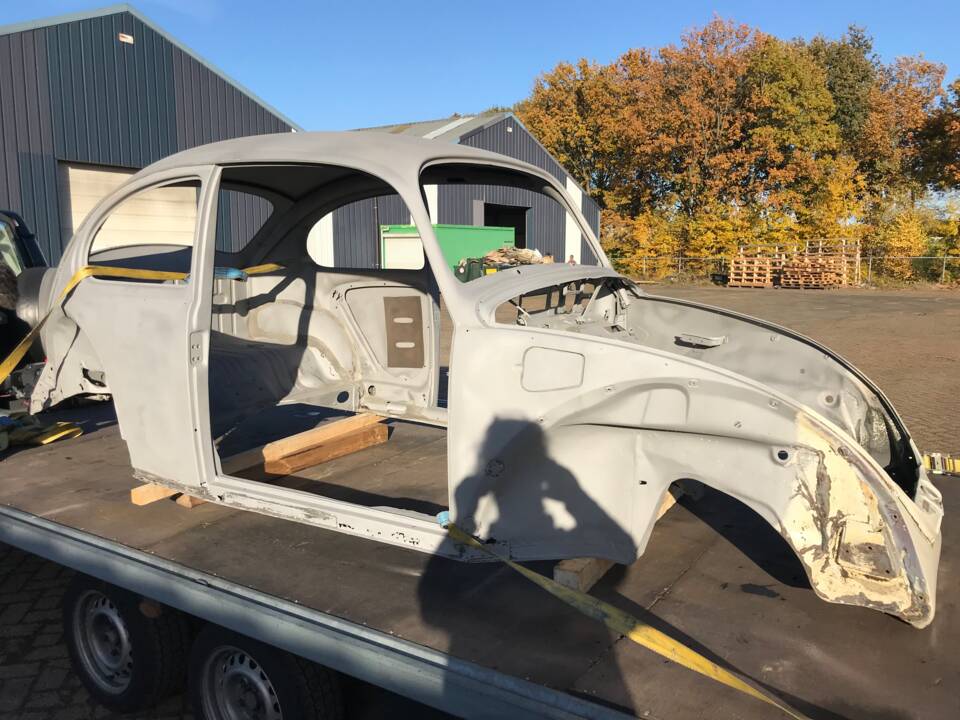 Imagen 62/99 de Volkswagen Beetle 1200 (1974)