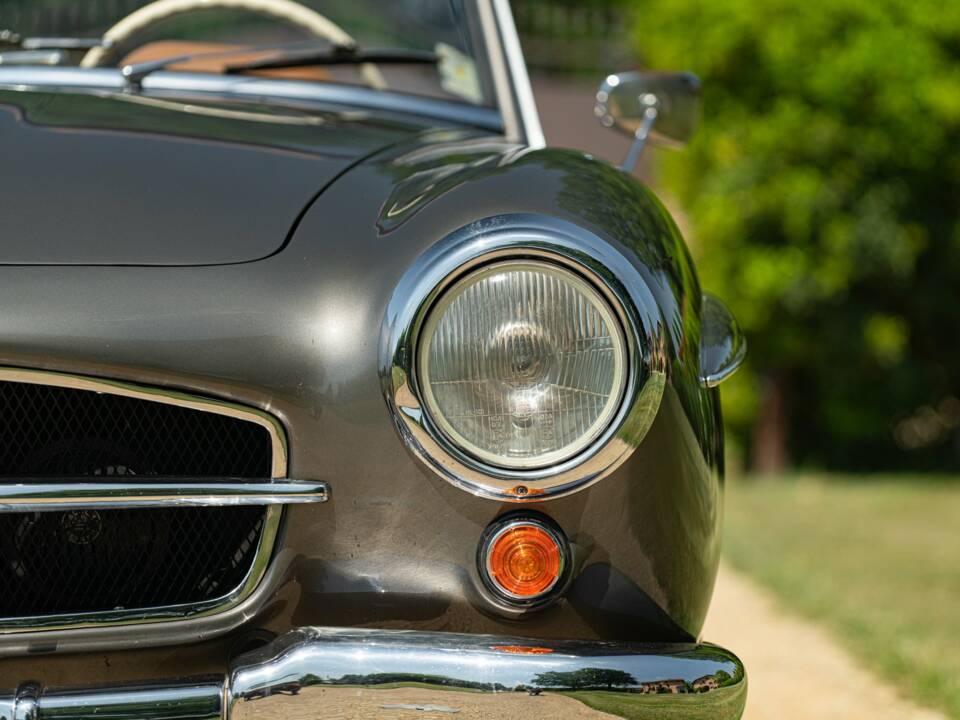 Imagen 29/50 de Mercedes-Benz 190 SL (1962)
