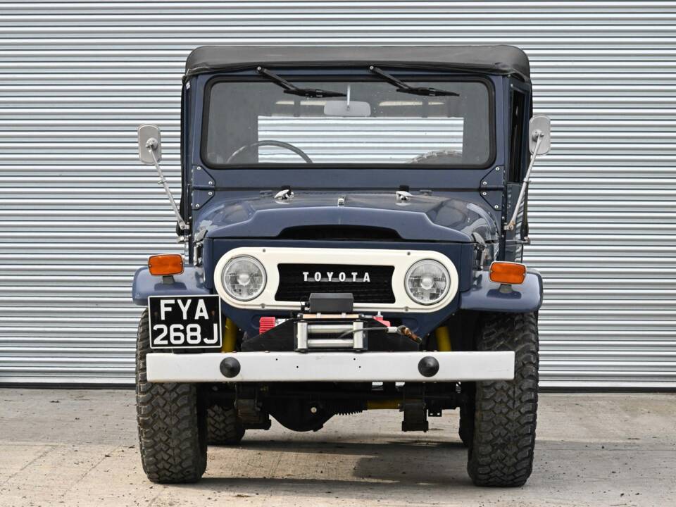 Image 16/50 de Toyota Land Cruiser FJ 40 (1970)
