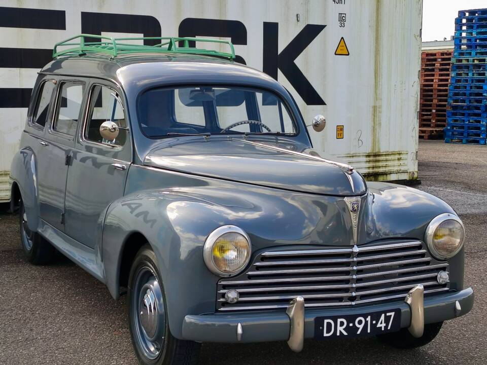 Afbeelding 13/29 van Peugeot 203 Familiale (1953)