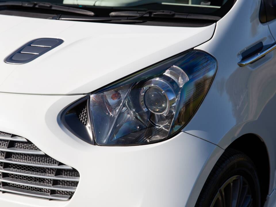 Bild 53/95 von Aston Martin Cygnet (2012)