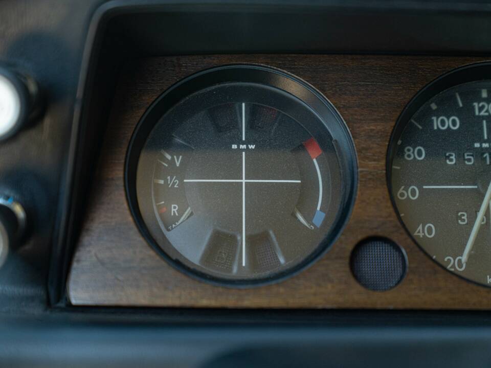 Image 46/50 of BMW 2002 tii (1975)