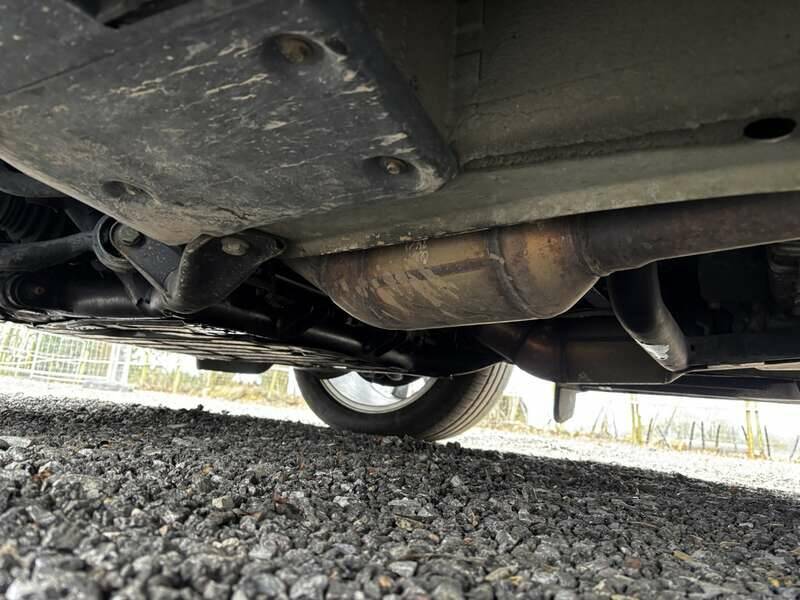 Immagine 50/50 di Land Rover Range Rover 5.0 HSE (2012)