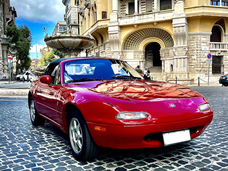 Imagen 1/8 de Mazda MX-5 1.6 (1996)