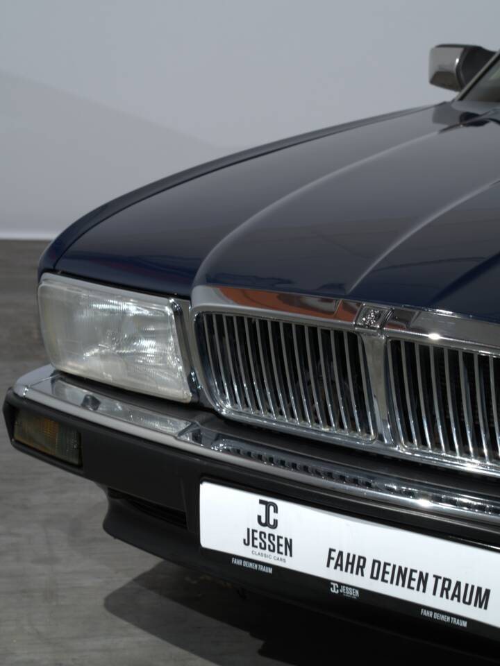 Image 10/37 of Jaguar Sovereign 3.6 (1988)