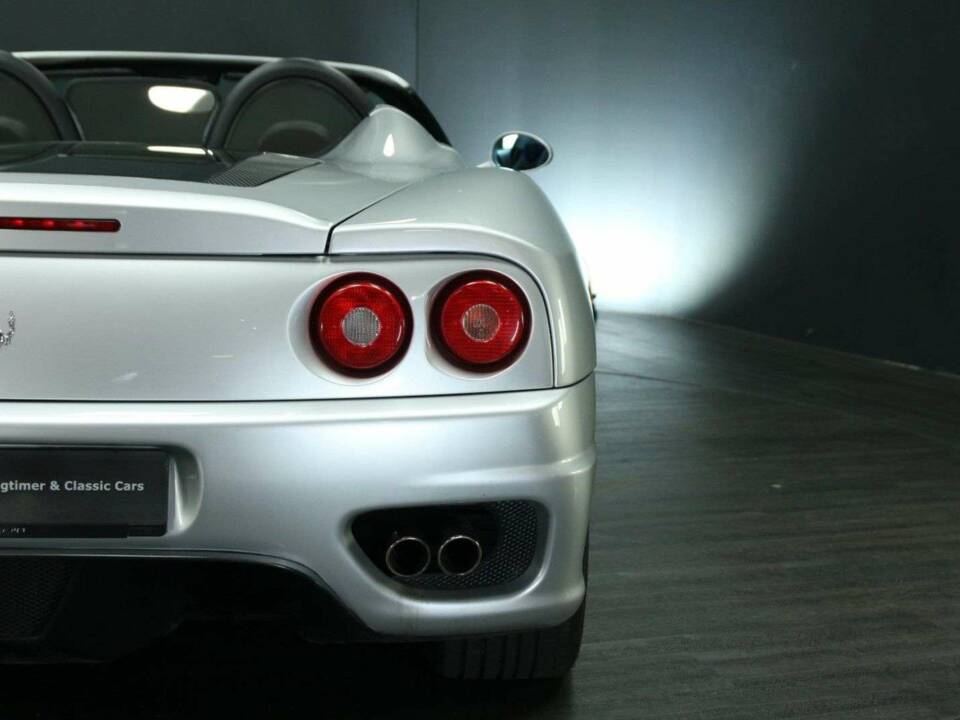Immagine 45/50 di Ferrari 360 Spider (2003)