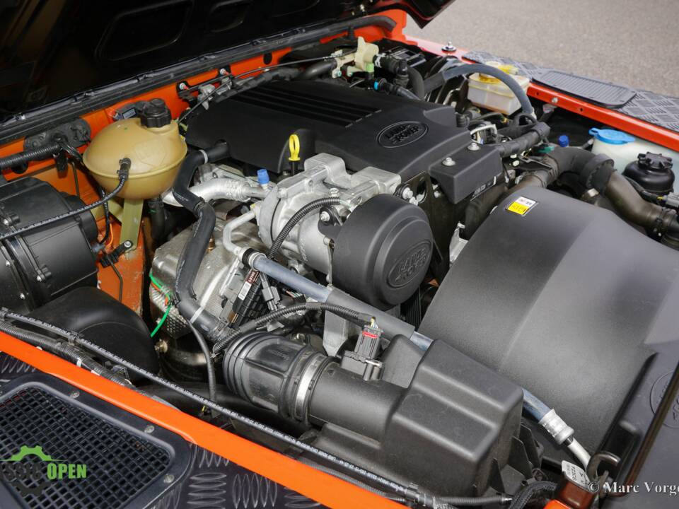Image 17/41 of Land Rover Defender (2016)