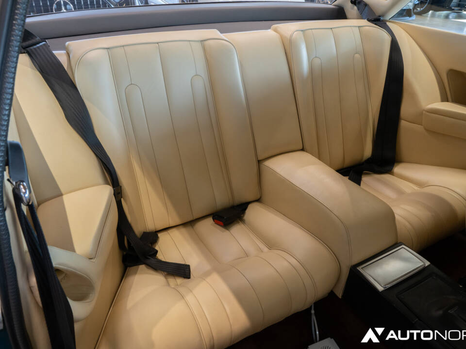 Image 48/49 of Ferrari 400i (1982)