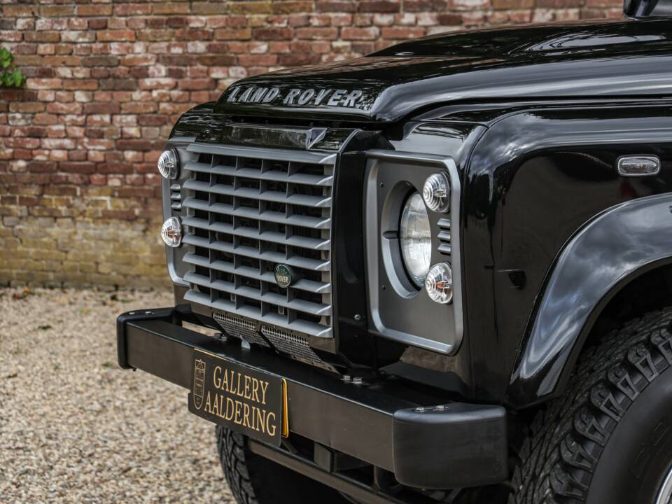 Bild 17/50 von Land Rover Defender 90 (2013)