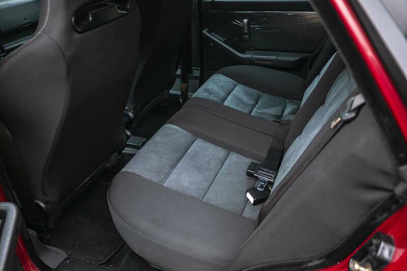 Image 39/50 of Lancia Delta HF Integrale Evoluzione II (1995)