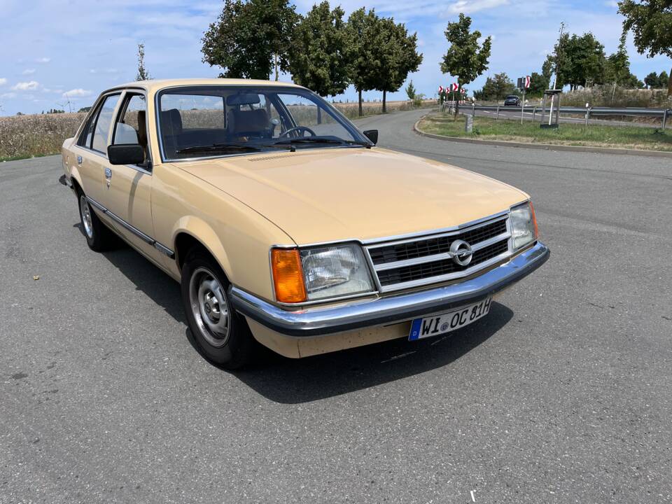 Immagine 3/39 di Opel Commodore 2,5 S (1981)