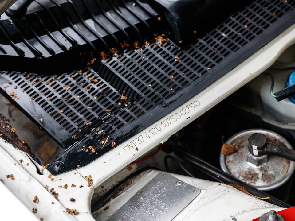 Imagen 9/44 de Peugeot 205 GTi 1.9 (1987)