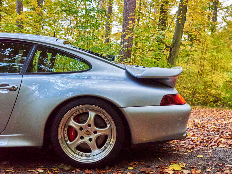 Bild 19/33 von Porsche 911 Turbo (1997)