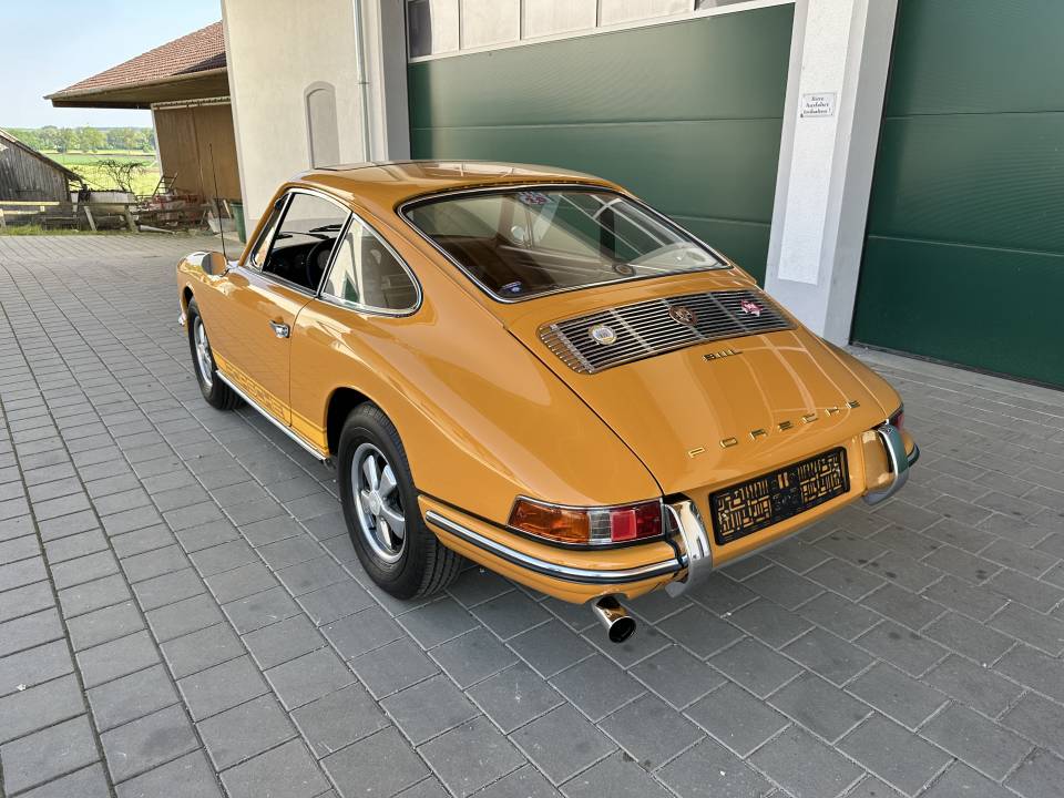 Image 7/59 de Porsche 911 2.0 L (1968)