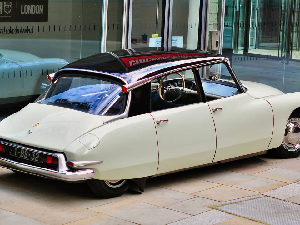 Afbeelding 5/56 van Citroën DS 19 (1958)