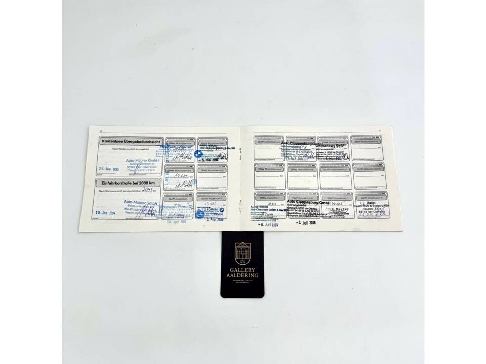 Image 8/50 of BMW 316i Touring (1993)