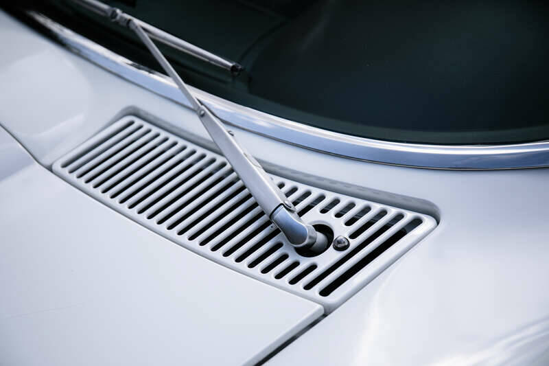 Image 44/50 of Chevrolet Corvette Sting Ray Convertible (1965)