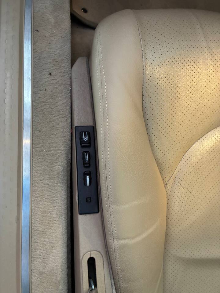 Image 8/8 of Mercedes-Benz SL 500 (1998)