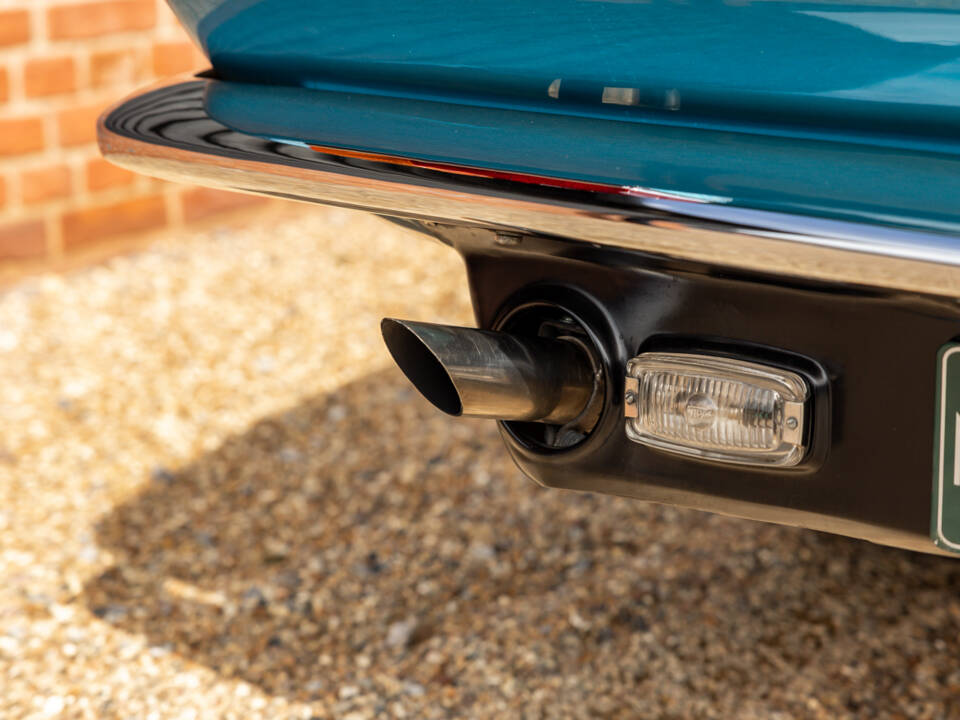 Immagine 30/71 di Aston Martin DBS V8 (1971)