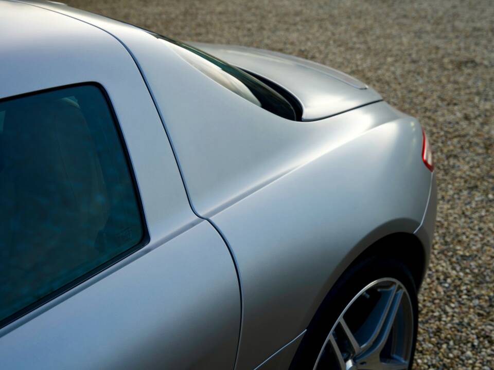 Image 44/50 de Mercedes-Benz SLS AMG (2011)