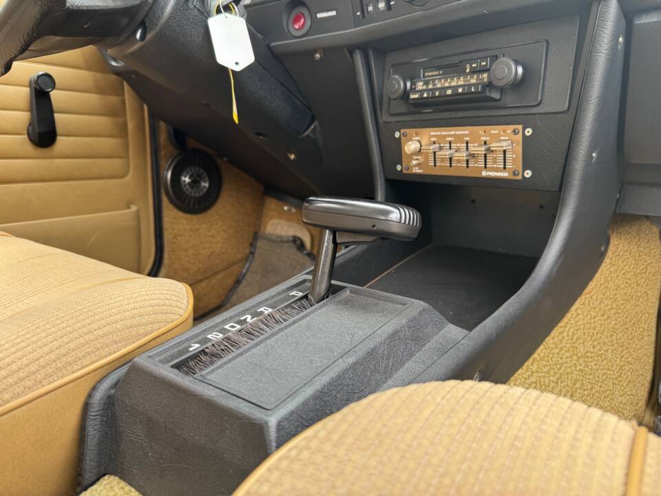 Bild 30/57 von BMW 320 (1978)