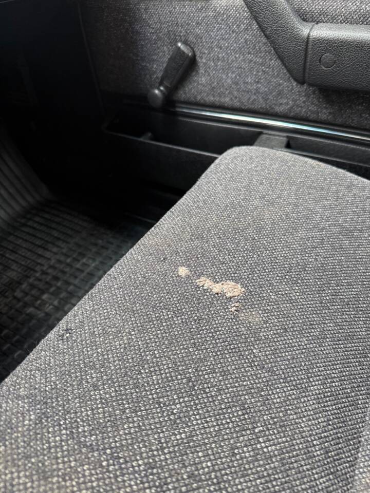 Image 47/54 of Volvo 245 GL (1990)