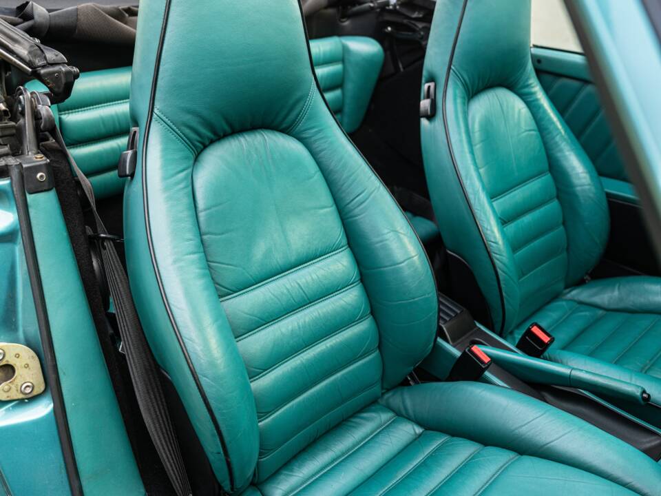 Bild 13/18 von Porsche 911 Carrera (WTL) (1992)