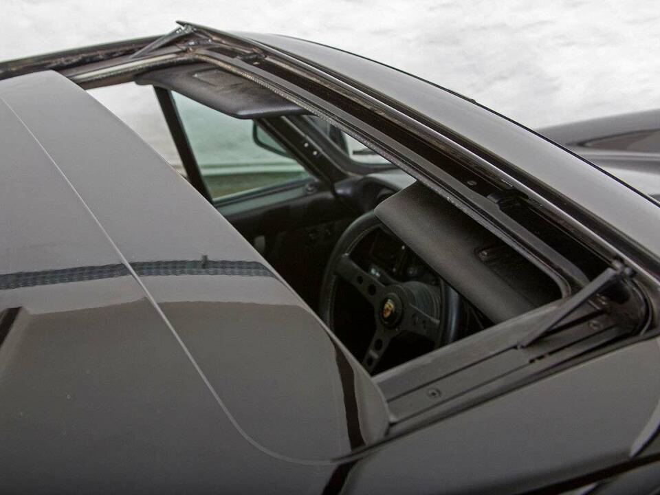 Bild 6/25 von Porsche 911 Carrera 3.2 (1987)