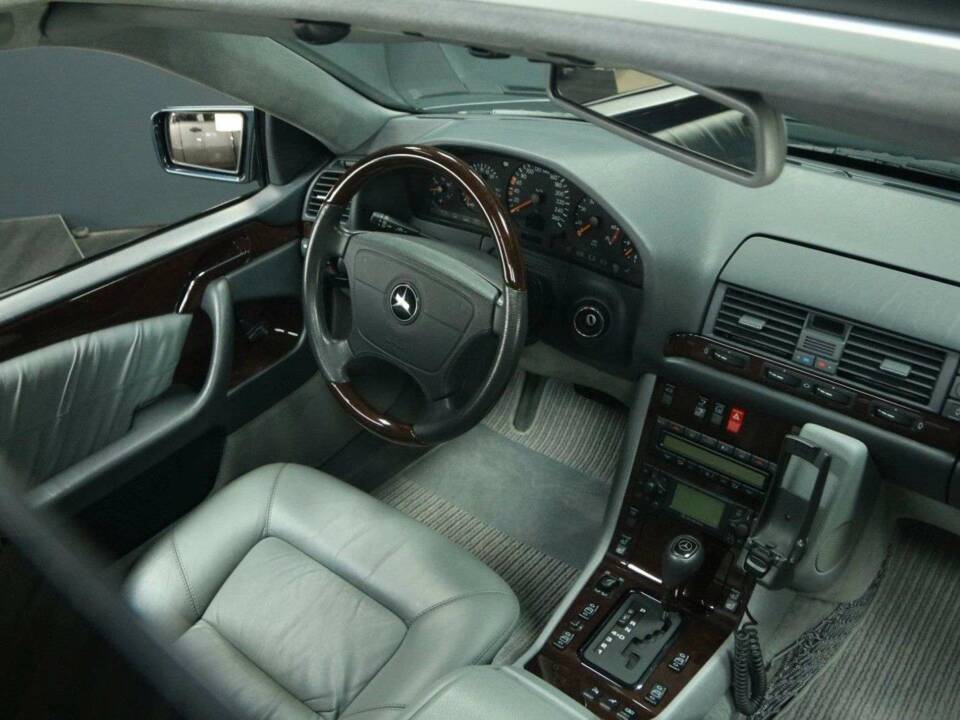 Bild 28/50 von Mercedes-Benz CL 420 (1998)