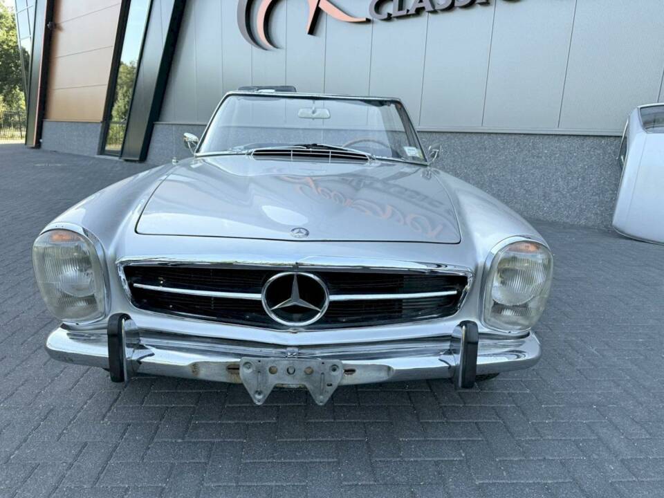 Image 4/36 of Mercedes-Benz 230 SL (1965)