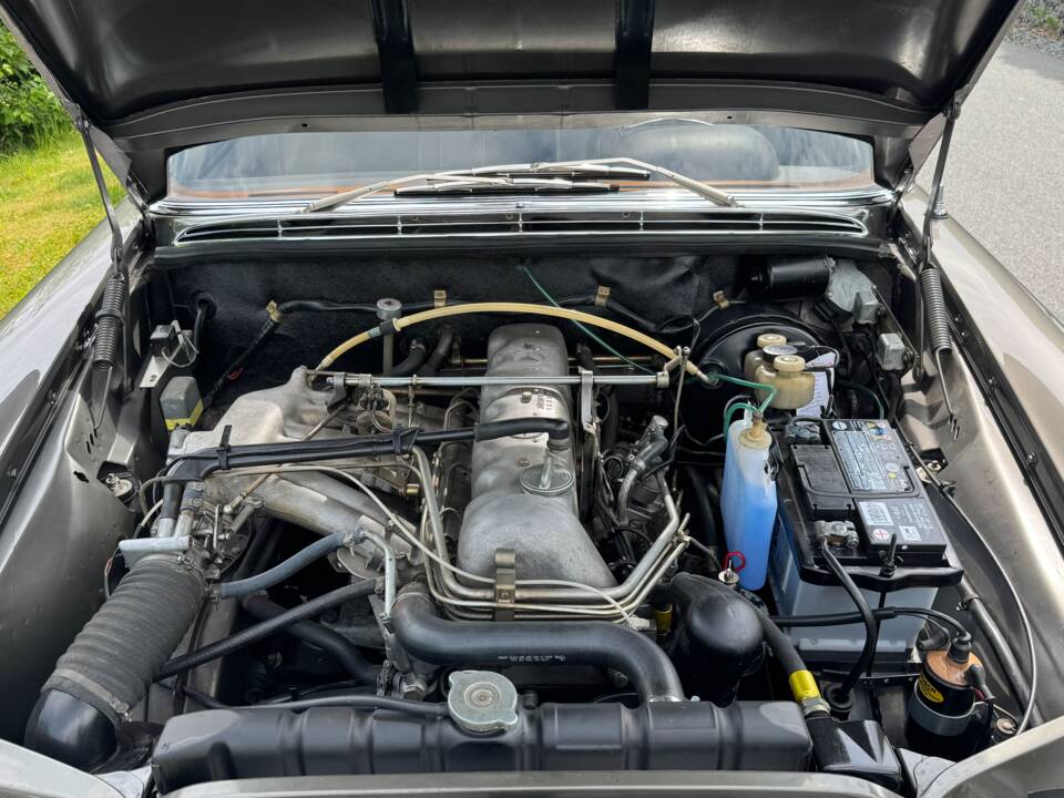 Image 40/47 of Mercedes-Benz 280 SE (1969)