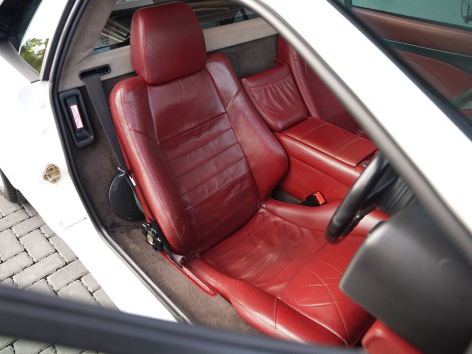 Image 13/50 of Lotus Esprit S4 (1994)